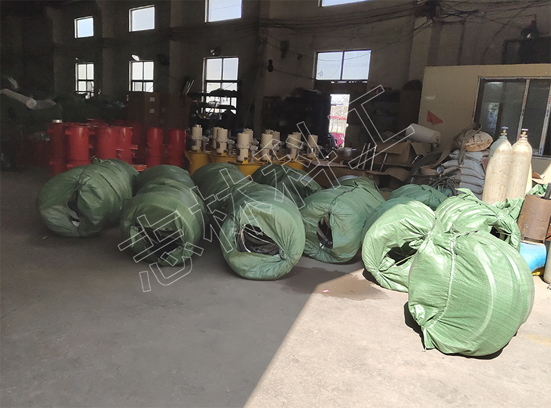 囊袋式注漿封孔器