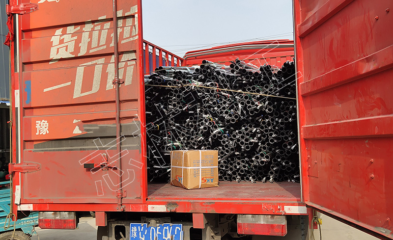 囊袋式注漿封孔器