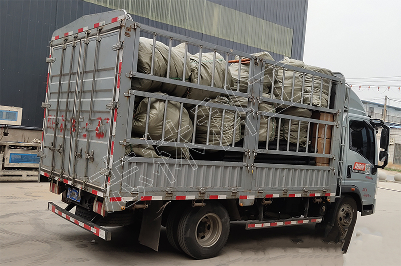 囊袋式注漿封孔器